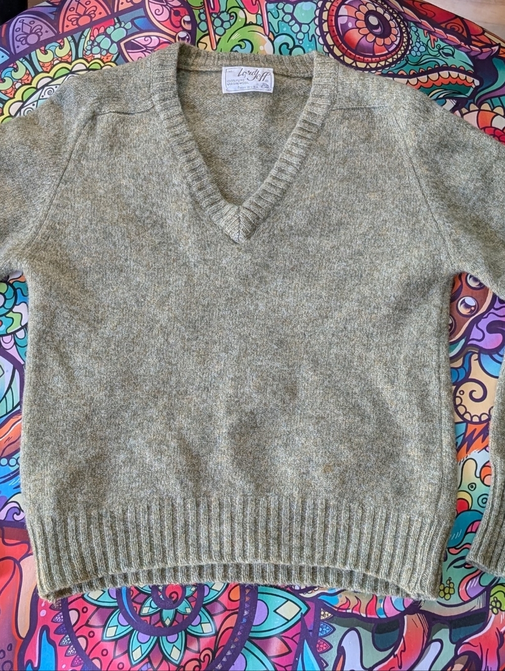 Lord Jeff Vintage 70s Wool V Neck Sweater Grey Green Tan Size Medium Hardly Worn